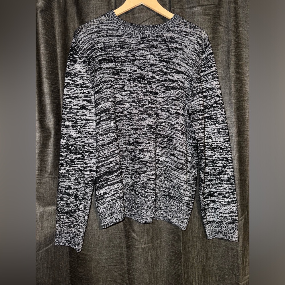 $90 Mens (M) dip Sweater